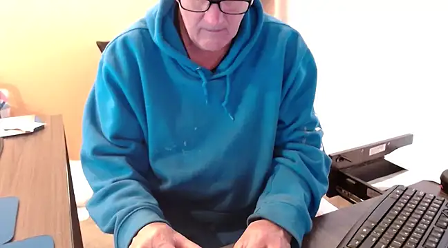 Snapshot of olderandwiser2 chatting on 20, 2, 2025 olderandwiser2 online show from 20, 2, 2025