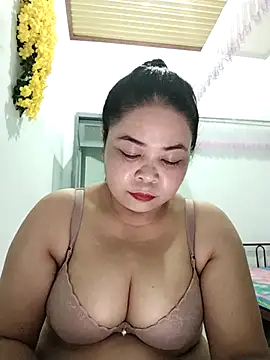 Baby-bigtits2024 online show from 12, 2, 2025