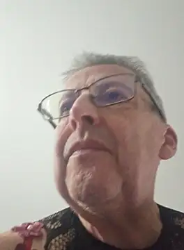 Snapshot of mann4u147 chatting on 5, 10, 2025 mann4u147 online show from 5, 10, 2025