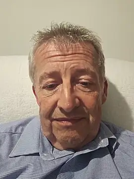 Snapshot of mann4u147 chatting on 10, 9, 2025 mann4u147 online show from 10, 9, 2025
