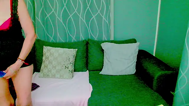 Snapshot of adeleadison chatting on 23, 10, 2025 adeleadison online show from 23, 10, 2025