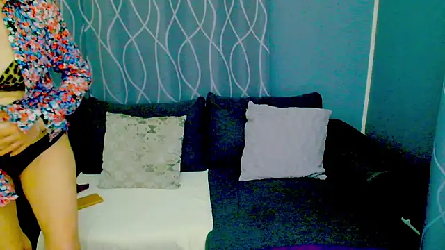 Snapshot of adeleadison chatting on 1, 11, 2025 adeleadison online show from 1, 11, 2025