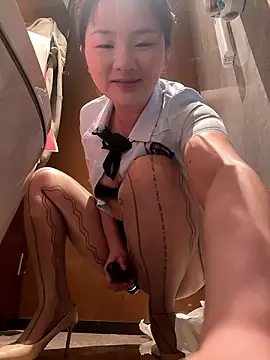 Mia-77 online show from 15, 1, 2026