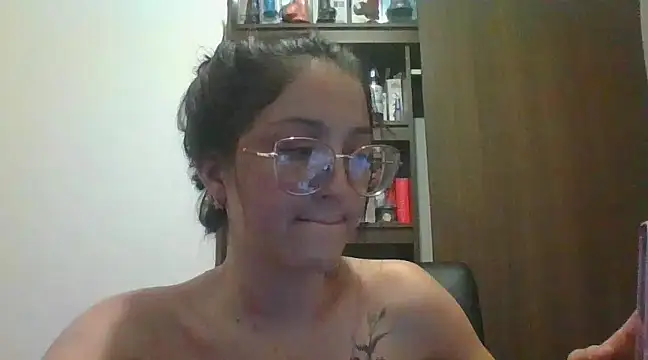 alexandrasmiths online show from 11, 2, 2025