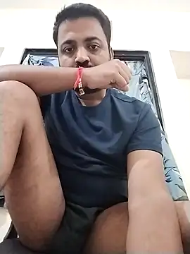 Snapshot of Vij717 chatting on 28, 9, 2025 Vij717 online show from 28, 9, 2025