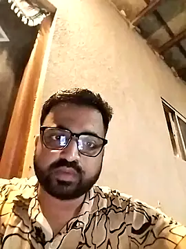 Snapshot of Vij717 chatting on 19, 10, 2025 Vij717 online show from 19, 10, 2025