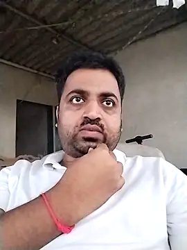 Snapshot of Vij717 chatting on 20, 9, 2025 Vij717 online show from 20, 9, 2025