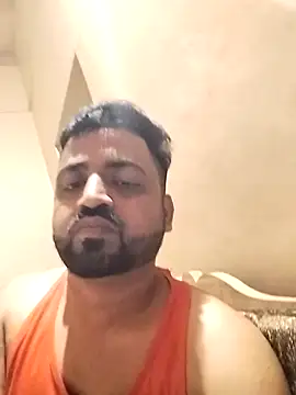 Snapshot of Vij717 chatting on 28, 10, 2025 Vij717 online show from 28, 10, 2025