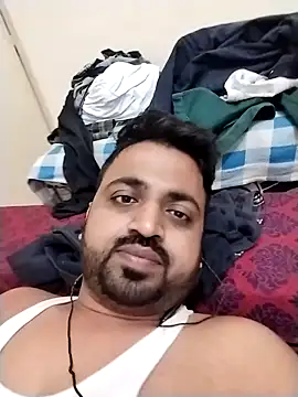 Snapshot of Vij717 chatting on 11, 3, 2025 Vij717 online show from 11, 3, 2025