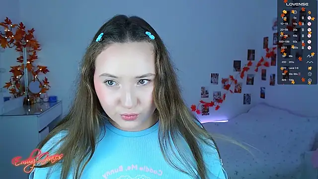 Snapshot of EmilyxxGraces chatting on 30, 10, 2025 EmilyxxGraces online show from 30, 10, 2025