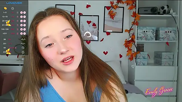 Snapshot of EmilyxxGraces chatting on 13, 3, 2025 EmilyxxGraces online show from 13, 3, 2025