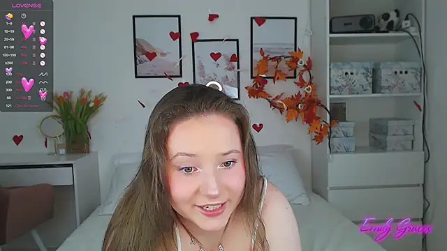 Snapshot of EmilyxxGraces chatting on 6, 3, 2025 EmilyxxGraces online show from 6, 3, 2025