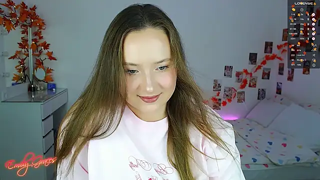 Snapshot of EmilyxxGraces chatting on 2, 10, 2025 EmilyxxGraces online show from 2, 10, 2025