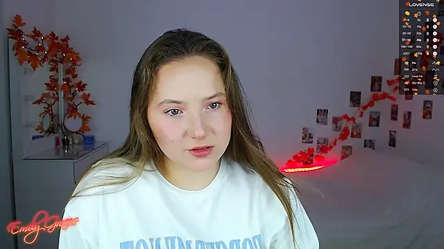 Snapshot of EmilyxxGraces chatting on 25, 9, 2025 EmilyxxGraces online show from 25, 9, 2025