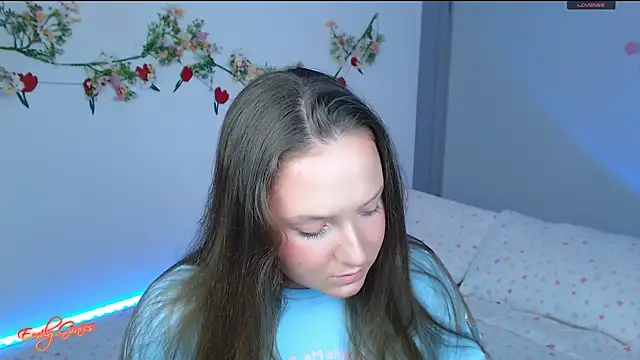 EmilyxxGraces online show from 23, 4, 2026