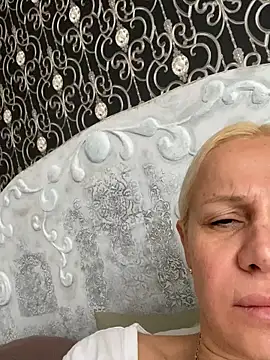 Snapshot of DeboraXporn chatting on 17, 11, 2025 DeboraXporn online show from 17, 11, 2025