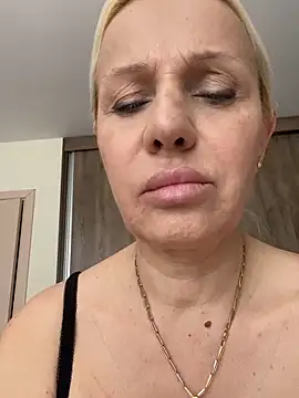 Snapshot of DeboraXporn chatting on 10, 5, 2026 DeboraXporn online show from 10, 5, 2026