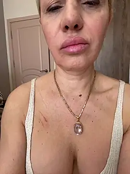 Snapshot of DeboraXporn chatting on 5, 5, 2026 DeboraXporn online show from 5, 5, 2026