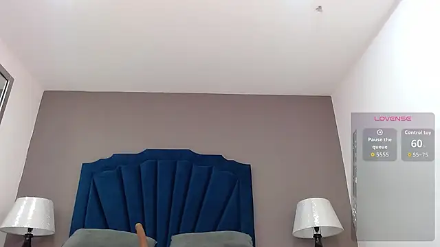 Snapshot of KatiaFosterr chatting on 5, 11, 2025 KatiaFosterr online show from 5, 11, 2025