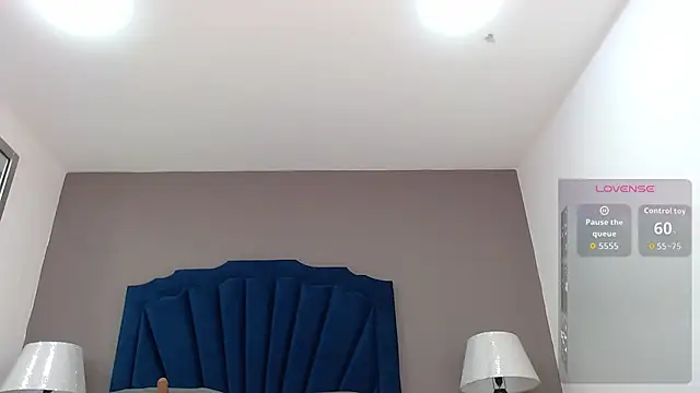 Snapshot of KatiaFosterr chatting on 6, 11, 2025 KatiaFosterr online show from 6, 11, 2025