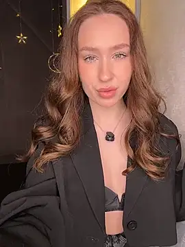 Jackie White  online show from 28, 11, 2025