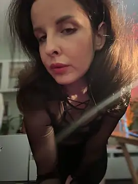 Snapshot of MollyBer chatting on 12, 9, 2025 MollyBer online show from 12, 9, 2025