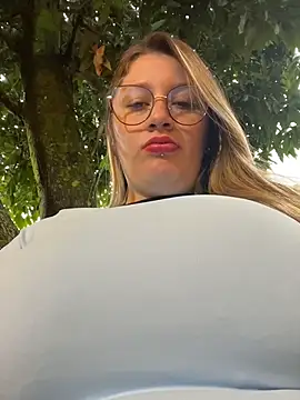 aurora coldd online show from 13, 4, 2026