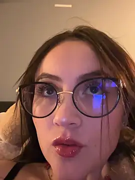 ValentinaOrtiz3 online show from 19, 7, 2026