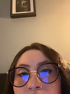 ValentinaOrtiz3 online show from 4, 7, 2026