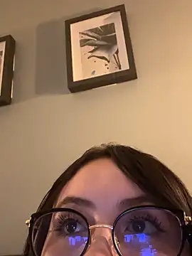 ValentinaOrtiz3 online show from 29, 4, 2026