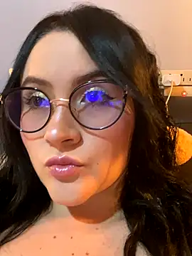 ValentinaOrtiz3 online show from 19, 12, 2025