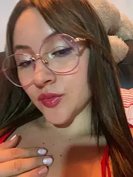 ValentinaOrtiz3 online show from 27, 2, 2025
