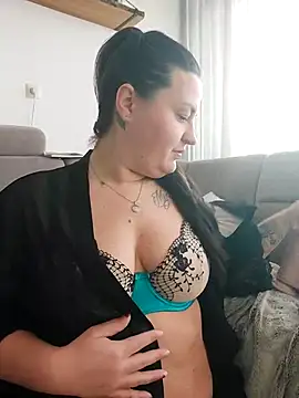 justtess online show from 21, 3, 2025