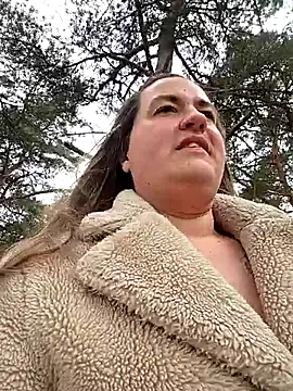 justtess online show from 13, 4, 2026