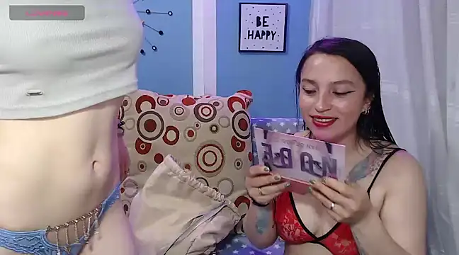 Esmerraldaa mia online show from 1, 3, 2025