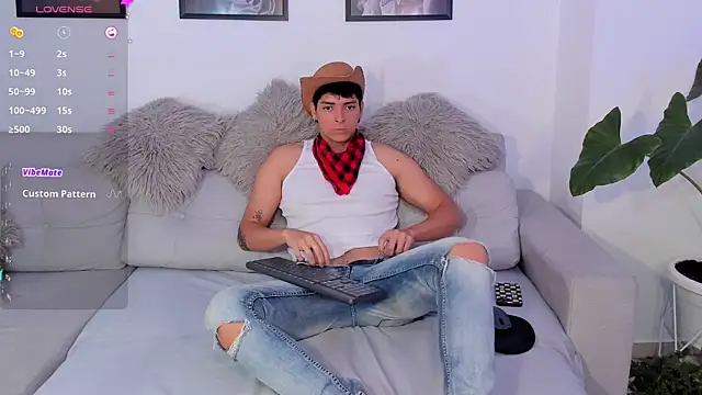 Snapshot of _JacobMiller__ chatting on 27, 2, 2025 JacobMiller online show from 27, 2, 2025