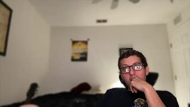 Snapshot of Milflover96 chatting on 3, 12, 2025 Milflover96 online show from 3, 12, 2025