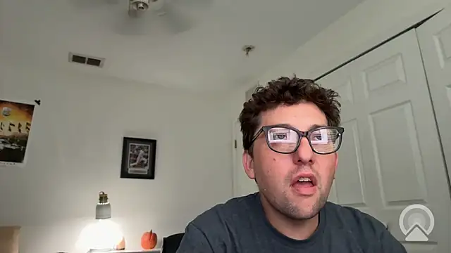 Snapshot of Milflover96 chatting on 8, 6, 2026 Milflover96 online show from 8, 6, 2026
