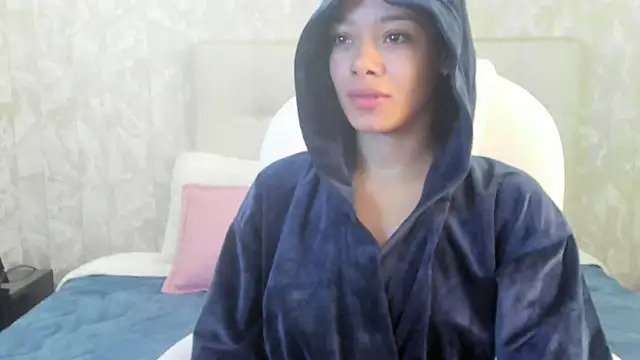 sara sharma  online show from 22, 10, 2025