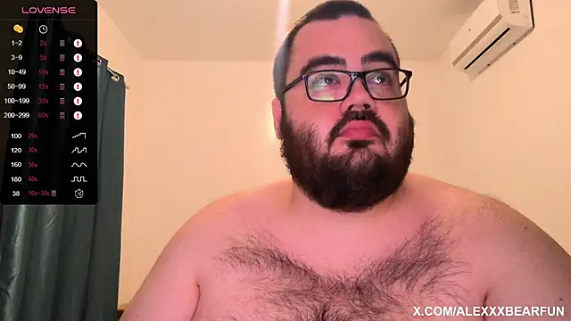 Snapshot of alexxxbear chatting on 16, 1, 2026 alexxxbear online show from 16, 1, 2026