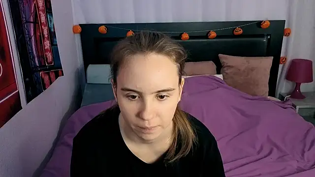 Lika 0ne online show from 23, 11, 2025