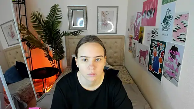 Lika 0ne online show from 15, 2, 2026