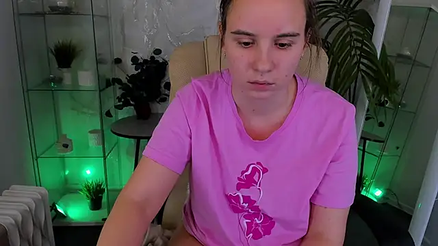 Lika 0ne online show from 5, 1, 2026