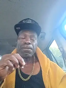 Snapshot of birdg chatting on 27, 9, 2025 birdg online show from 27, 9, 2025