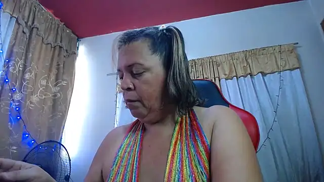 alina maturehot online show from 5, 10, 2025