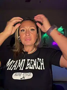 bossyroxy84 online show from 30, 11, 2025