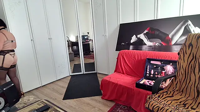 Chanel Noire online show from 17, 11, 2025