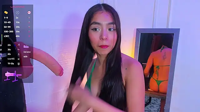 lanna brunette online show from 17, 4, 2026