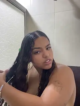 Snapshot of Anitta_bell chatting on 27, 4, 2026 Anitta bell online show from 27, 4, 2026