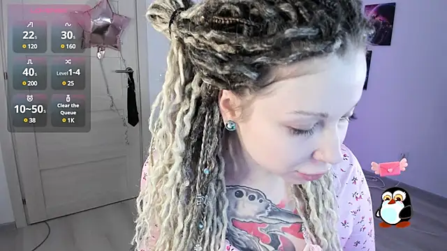 Snapshot of HoneySallyMoore chatting on 17, 1, 2025 HoneySallyMoore online show from 17, 1, 2025